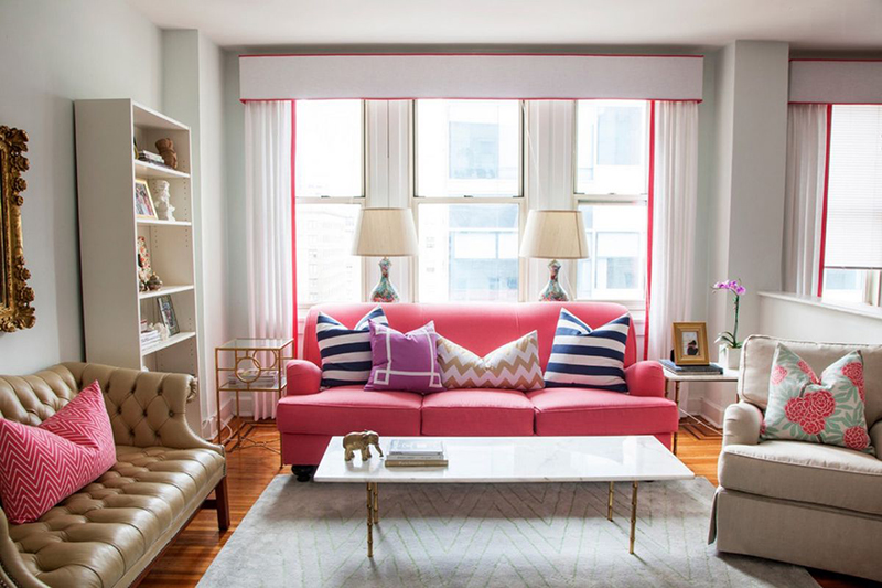 Có nên chọn ghế sofa phòng khách màu hồng hay không