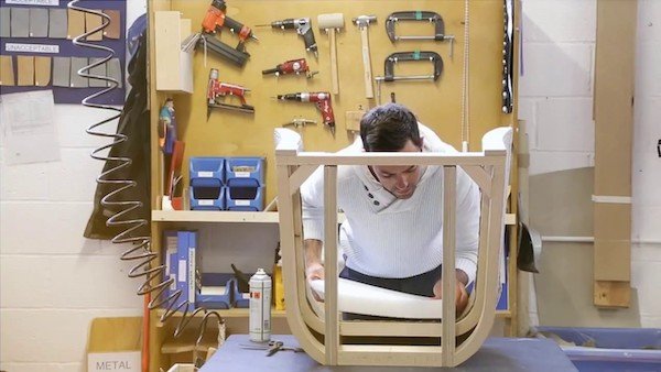 Tóm tắt quy trình sản xuất ghế sofa phòng khách tại xưởng